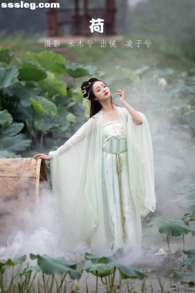 [YITUYU艺图语]2022.08.01 荷 凌子兮[23P371M]