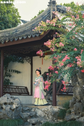 [YITUYU艺图语]2026.02.16 夏日的紫薇花 酸奶加心好好次[15P327M]