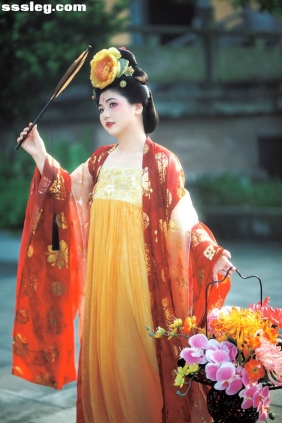 [YITUYU艺图语]2025.10.11 国色芳华县主唐复原 青城一玲[12P202M]