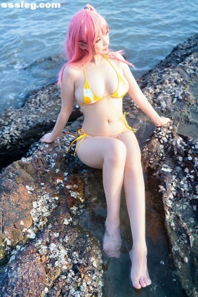 七七娜娜子 穗香泳衣[31P+4V667M]
