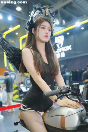 THEBEAUTY 2024华南车展车模小乌苏黑丝情趣04 [1V336M]