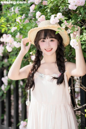 [YITUYU艺图语]2025.06.04 粉色蔷薇 夏芋小年[24P646M]
