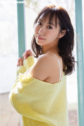 戌丸凛々子 グラマラスBODY vol.2 [64P214M]