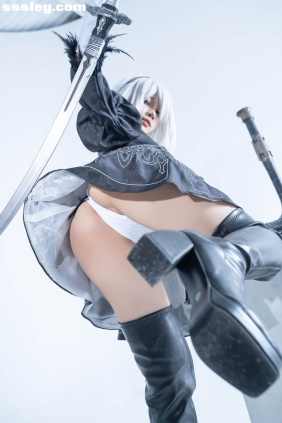 PoppaChan 2B[147P+14V825M]