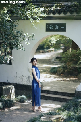 [YITUYU艺图语]2025.08.09 蓝色旗袍 虎跑的夏 丽丽[53P781M]