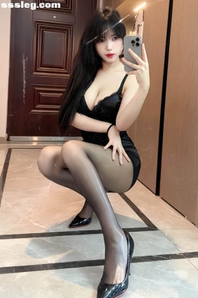 琳铛铛 黑色战袍[22P55M]