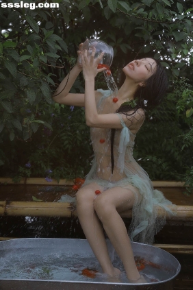 [YITUYU艺图语]2025.06.13 盛夏 Wendy园子模特[13P64M]