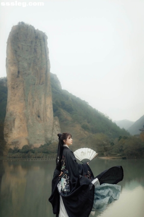 [YITUYU艺图语]2025.08.04 逍遥行 公子不坏[19P249M]