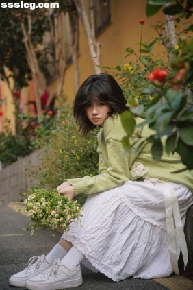 [YITUYU艺图语]2025.04.06 小雏菊少女 布鲁布鲁小蛋糕[40P1.42G]