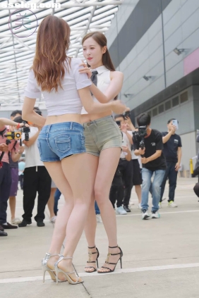 THEBEAUTY 2024深圳粤港澳大湾区车展车模随拍 33 [1V419M]