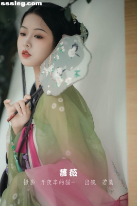 [YITUYU艺图语]2022.09.14 蔷薇 若韵[22P189M]