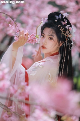 [YITUYU艺图语]2025.04.03 樱花仙子 阿冥[15P111M]