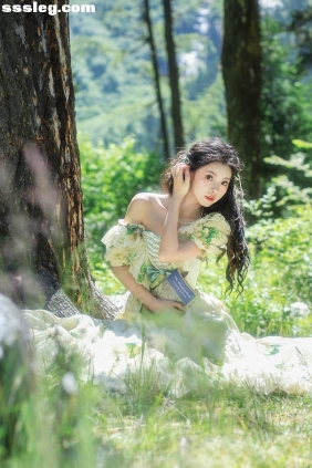 [YITUYU艺图语]2025.09.06 森林里的公主 鹿离[15P257M]