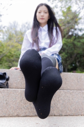 物恋传媒 No.2762 茯苓 大腿袜[256P+1V7.59G]