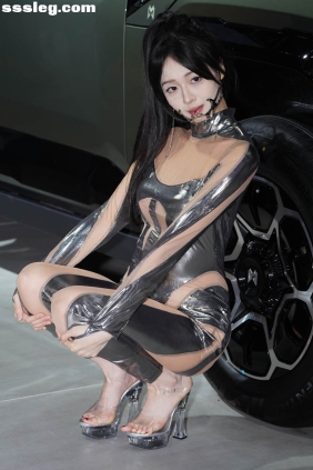 街拍作品 甜美兔小萌连体衣[107P+1V4.15G]