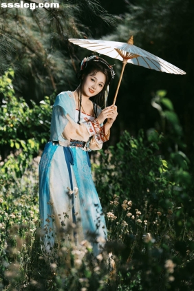 [YITUYU艺图语]2025.08.03 SONY A7C2直出人像 泱泱泱呀[22P146M]