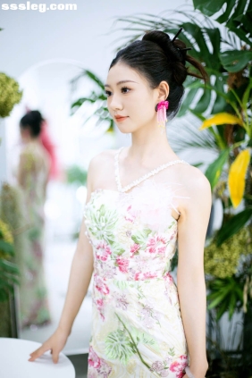 [YITUYU艺图语]2025.06.23 独自美丽 怡萍[25P323M]