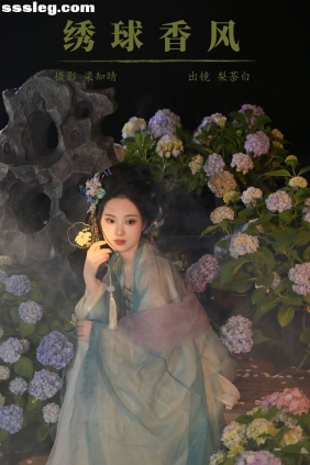 [YITUYU艺图语]2024.07.23 绣球香风 梨荼白[21P202M]