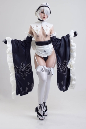 Candy Ball Maid 2B[24P62M]
