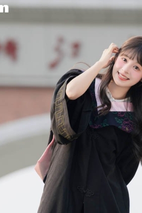 [YITUYU艺图语]2025.05.14 学士服 夏芋小年[18P385M]