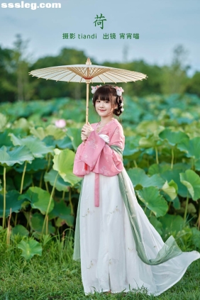 [YITUYU艺图语]2023.02.20 荷 宵宵喵[27P309M]