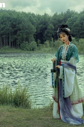 [YITUYU艺图语]2025.10.25 媚娘出游记 冰皮月亮蛋~[9P278M]