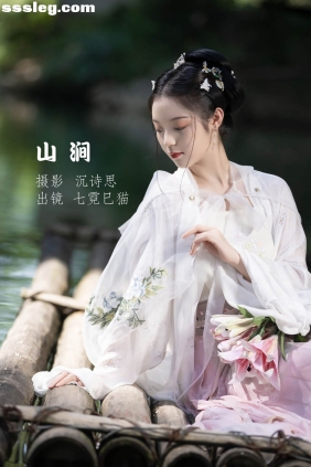 [YITUYU艺图语]2022.09.17 山涧 七霓巳猫[33P362M]