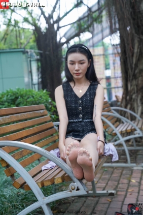 [MussGirl慕丝女郎] 第490期 衣衣 下[155P323M]